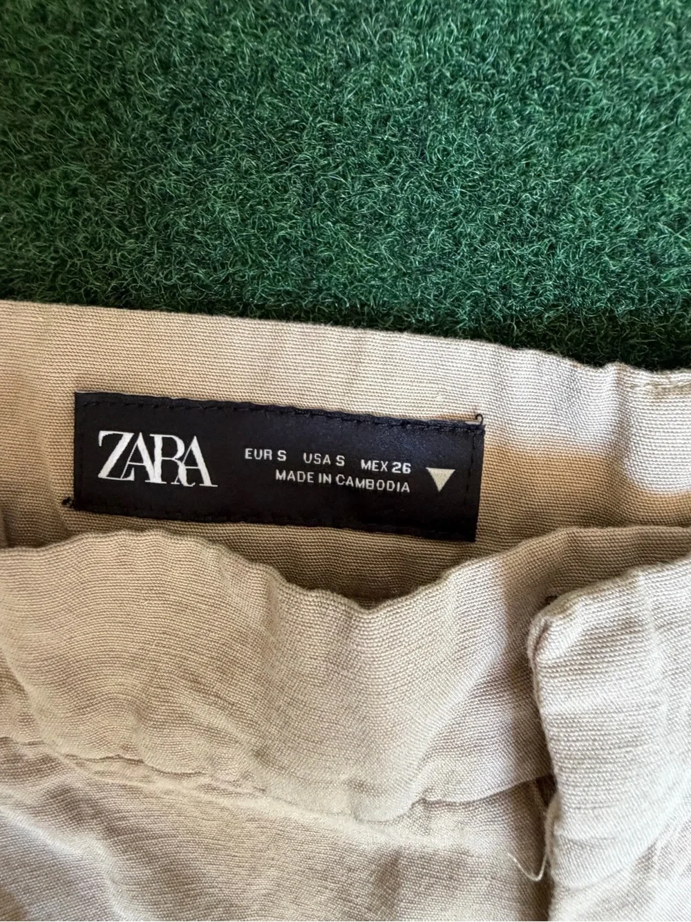 Zara Natural Beige High-Rise Linen Shorts